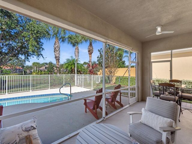 5250 Eleuthra Circle, Vero Beach, FL 32967