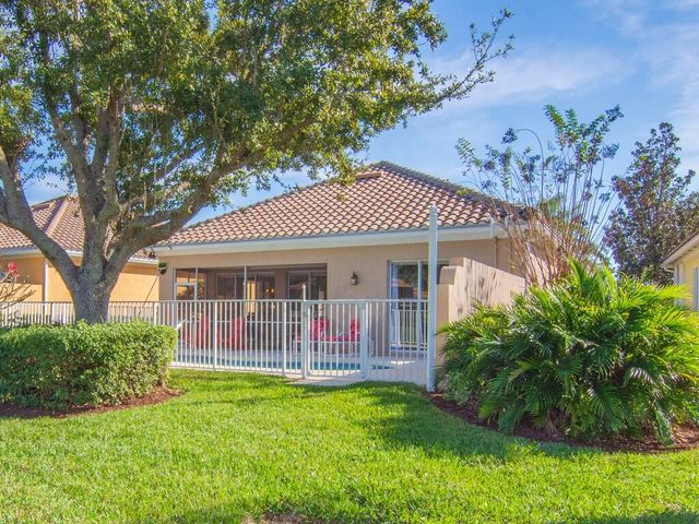 5250 Eleuthra Circle, Vero Beach, FL 32967