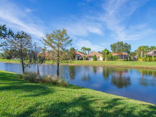 5250 Eleuthra Circle, Vero Beach, FL 32967