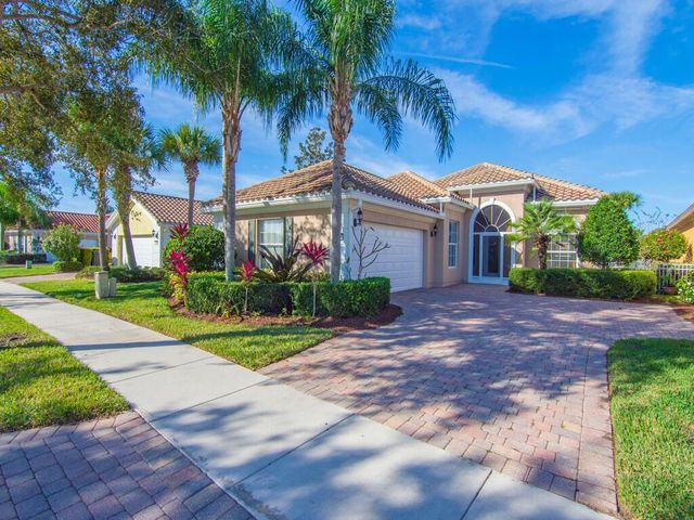 5250 Eleuthra Circle, Vero Beach, FL 32967