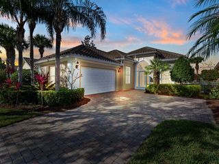 5250 Eleuthra Circle, Vero Beach, FL 32967