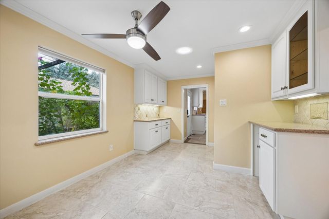 10814 Overbrook Lane, Houston, TX 77042
