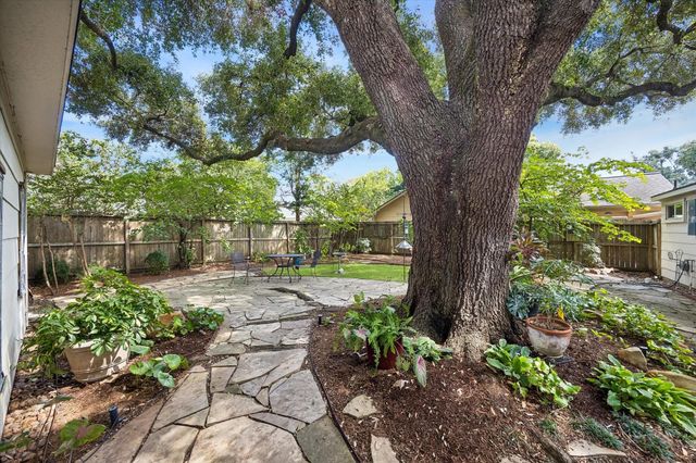 10814 Overbrook Lane, Houston, TX 77042