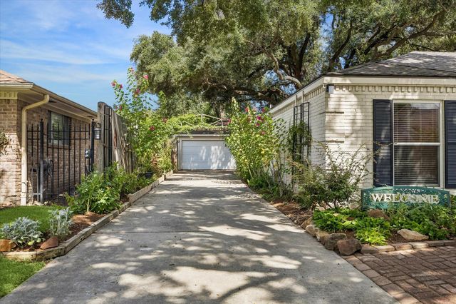 10814 Overbrook Lane, Houston, TX 77042