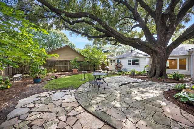 10814 Overbrook Lane, Houston, TX 77042