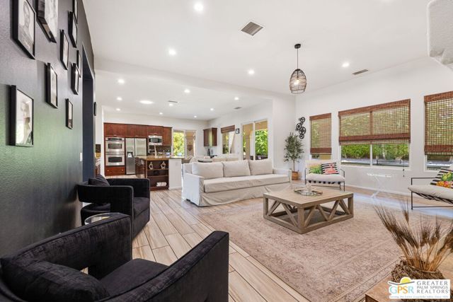 1420 Lorena Way, Palm Springs, CA 92262