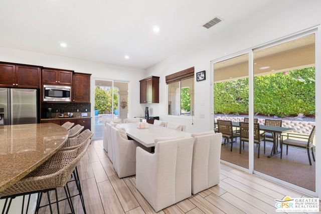 1420 Lorena Way, Palm Springs, CA 92262
