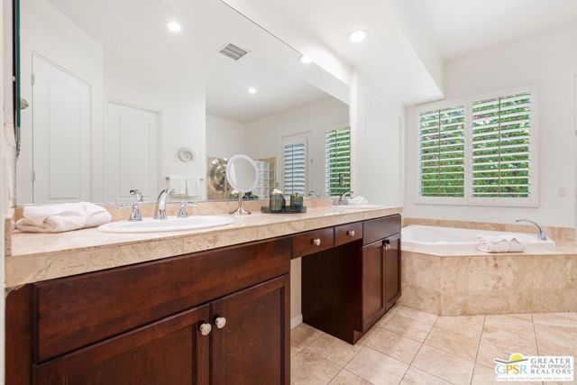 1420 Lorena Way, Palm Springs, CA 92262