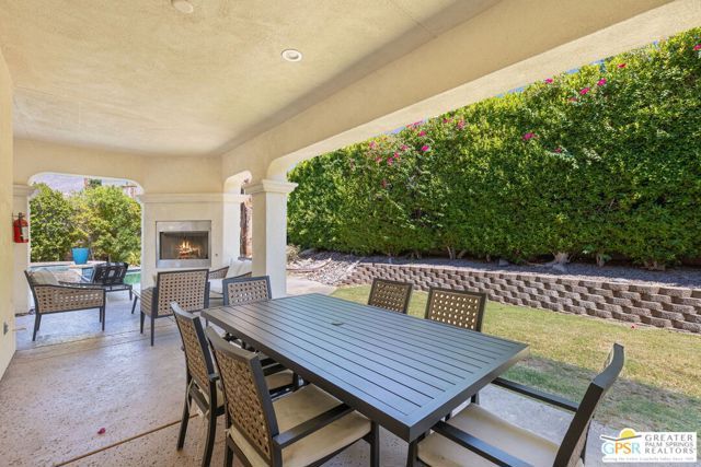 1420 Lorena Way, Palm Springs, CA 92262