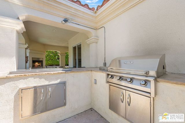 1420 Lorena Way, Palm Springs, CA 92262