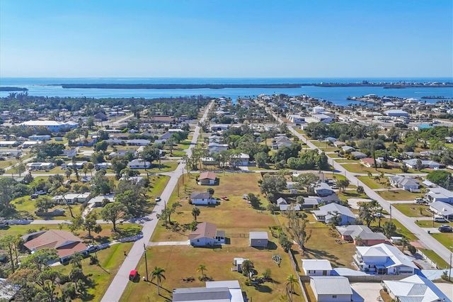 2066 MASSACHUSETTS AVENUE, Englewood, FL 34224