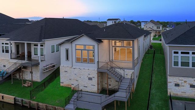 11021 N Lake Mist Lane, Willis, TX 77318