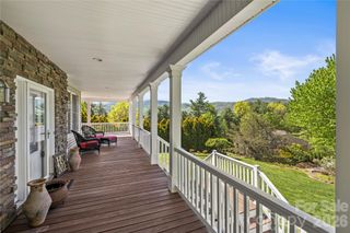 420 Kanuga Forest Drive, Hendersonville, NC 28739