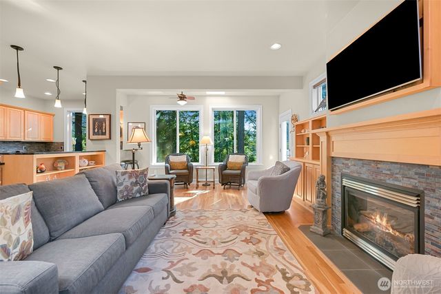 4200 Parkhurst Drive, Bellingham, WA 98229