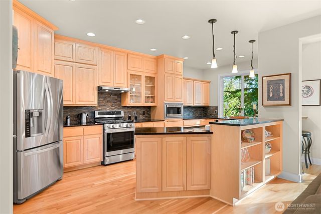4200 Parkhurst Drive, Bellingham, WA 98229