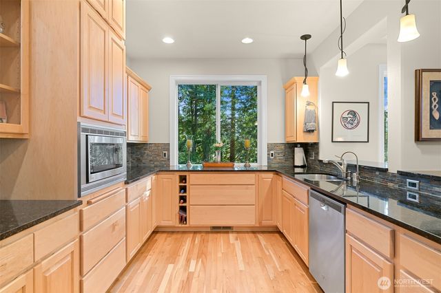 4200 Parkhurst Drive, Bellingham, WA 98229
