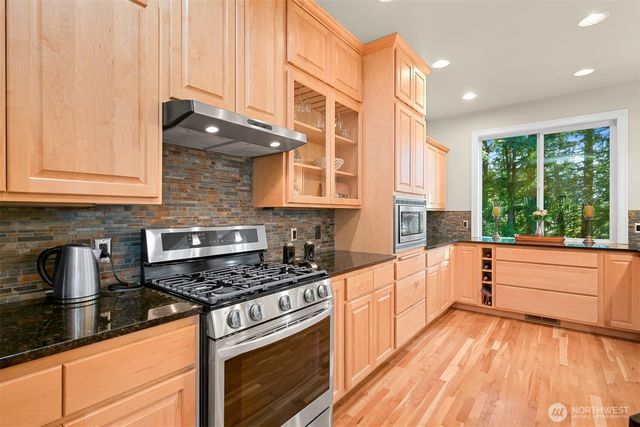 4200 Parkhurst Drive, Bellingham, WA 98229