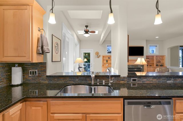 4200 Parkhurst Drive, Bellingham, WA 98229