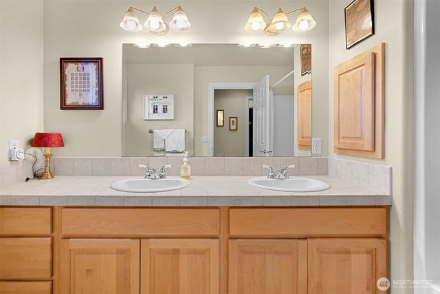 4200 Parkhurst Drive, Bellingham, WA 98229