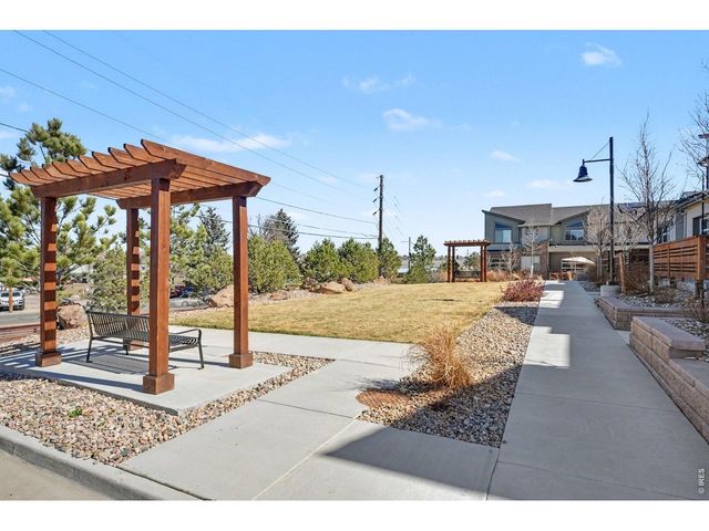 6393 Moore Ct, Arvada, CO 80004