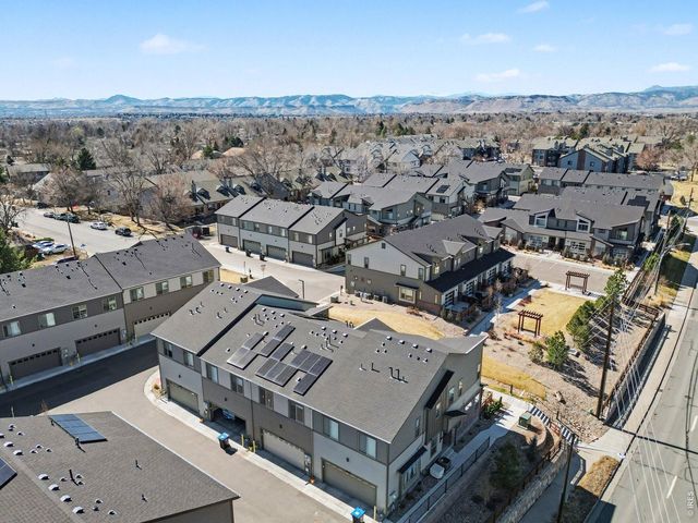 6393 Moore Ct, Arvada, CO 80004
