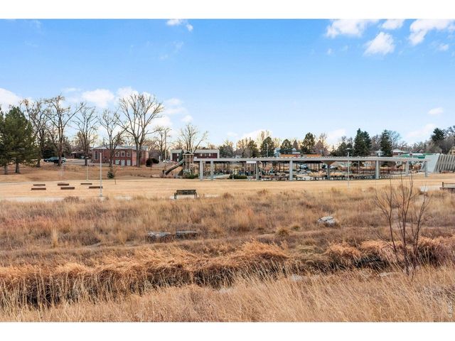 6393 Moore Ct, Arvada, CO 80004