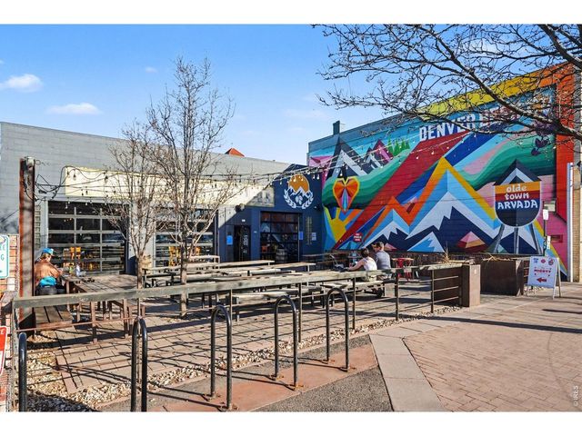 6393 Moore Ct, Arvada, CO 80004