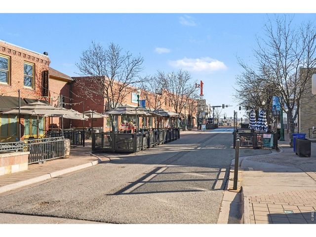 6393 Moore Ct, Arvada, CO 80004