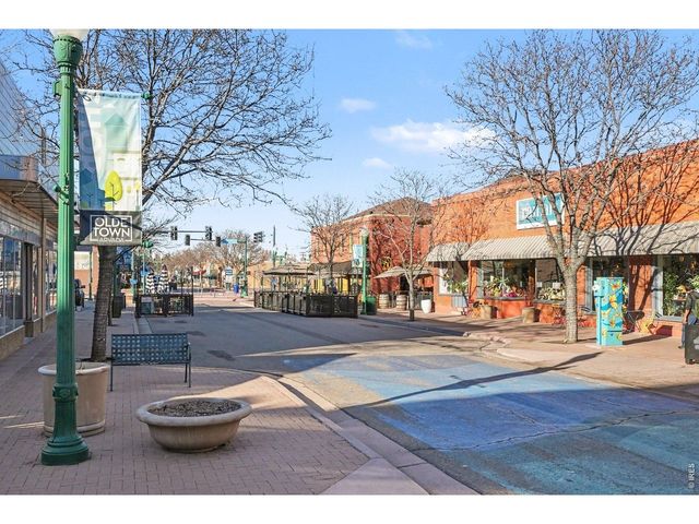 6393 Moore Ct, Arvada, CO 80004