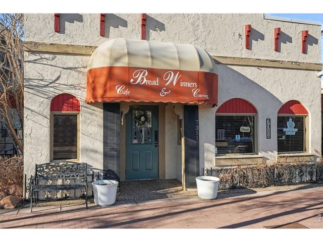 6393 Moore Ct, Arvada, CO 80004