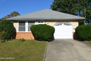 2104 Mount Hope Lane, Toms River, NJ 08753