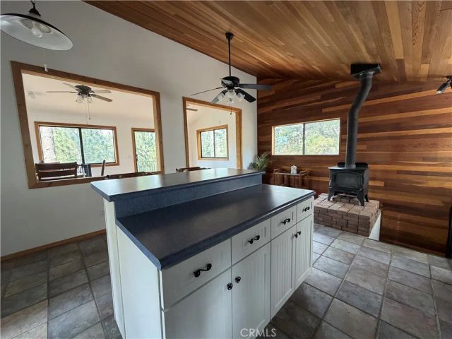 6302 Spruce, Angelus Oaks, CA 92305