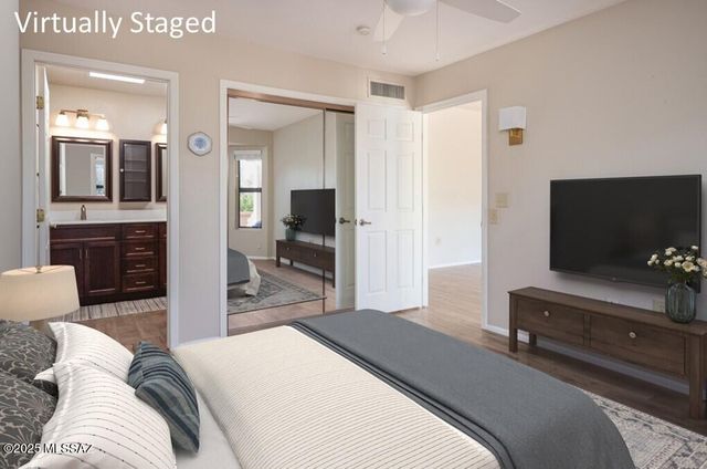 14032 N Green Tree Drive, Oro Valley, AZ 85755