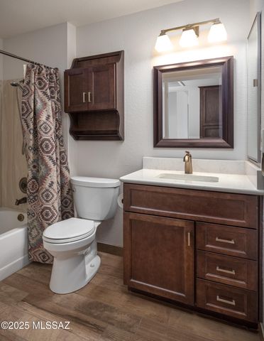 14032 N Green Tree Drive, Oro Valley, AZ 85755