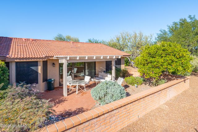 14032 N Green Tree Drive, Oro Valley, AZ 85755