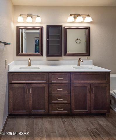 14032 N Green Tree Drive, Oro Valley, AZ 85755