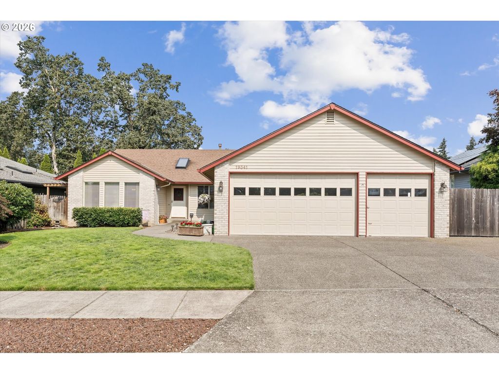 19341 INISHBRIDE Ct, Oregon City, OR 97045