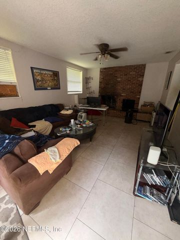 7952 DELAROCHE Drive, Jacksonville, FL 32210