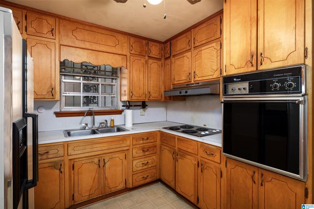 3003 CRESTLANE DRIVE, Adamsville, AL 35005