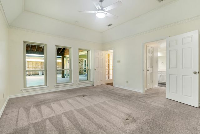 3917 Laurel Lane, Bedford, TX 76021