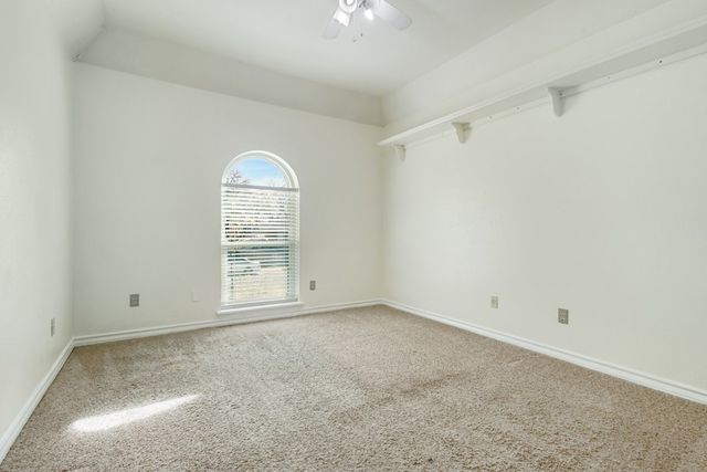 3917 Laurel Lane, Bedford, TX 76021