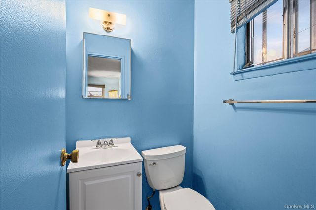 2929 Mandalay Beach Road, Wantagh, NY 11793