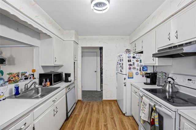 2929 Mandalay Beach Road, Wantagh, NY 11793