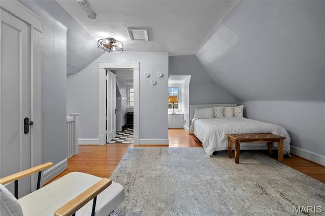 22 Princeton Avenue, University City, MO 63130