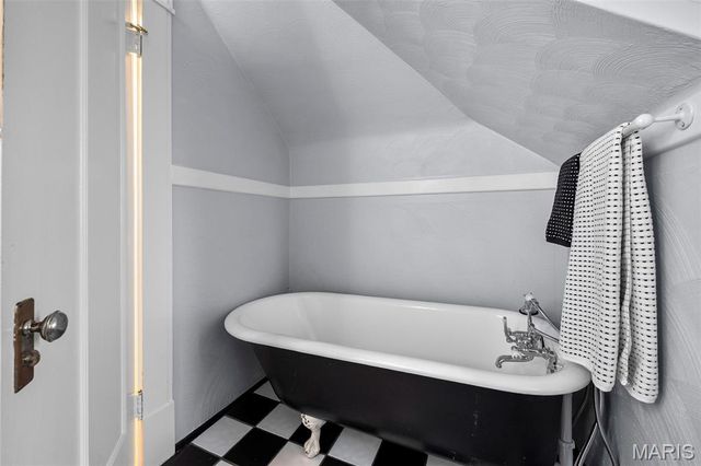 22 Princeton Avenue, University City, MO 63130