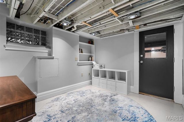 22 Princeton Avenue, University City, MO 63130