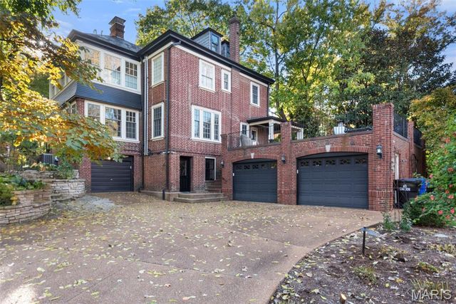 22 Princeton Avenue, University City, MO 63130