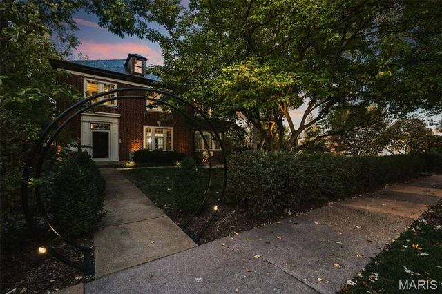 22 Princeton Avenue, University City, MO 63130