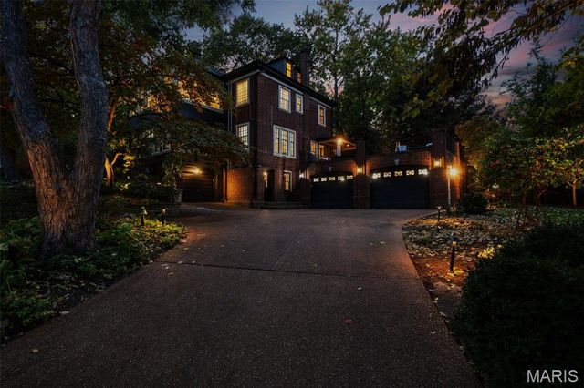 22 Princeton Avenue, University City, MO 63130