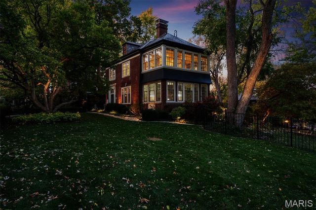 22 Princeton Avenue, University City, MO 63130